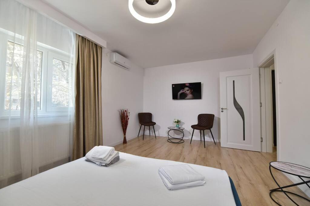 Luxury Studio / Ghencea Apartment Bucureşti Exterior foto